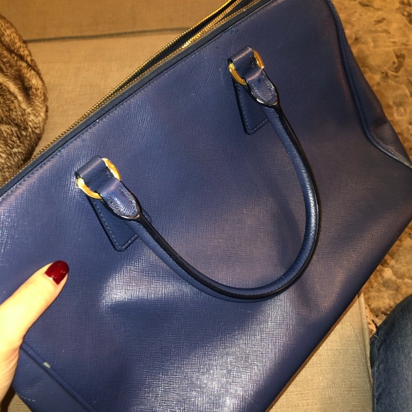 Prada Galleria Tote - Picture 2 of 6